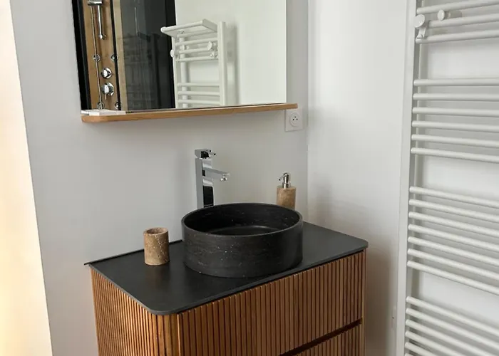 L Ecrin Des Eglisieres Nyaraló *